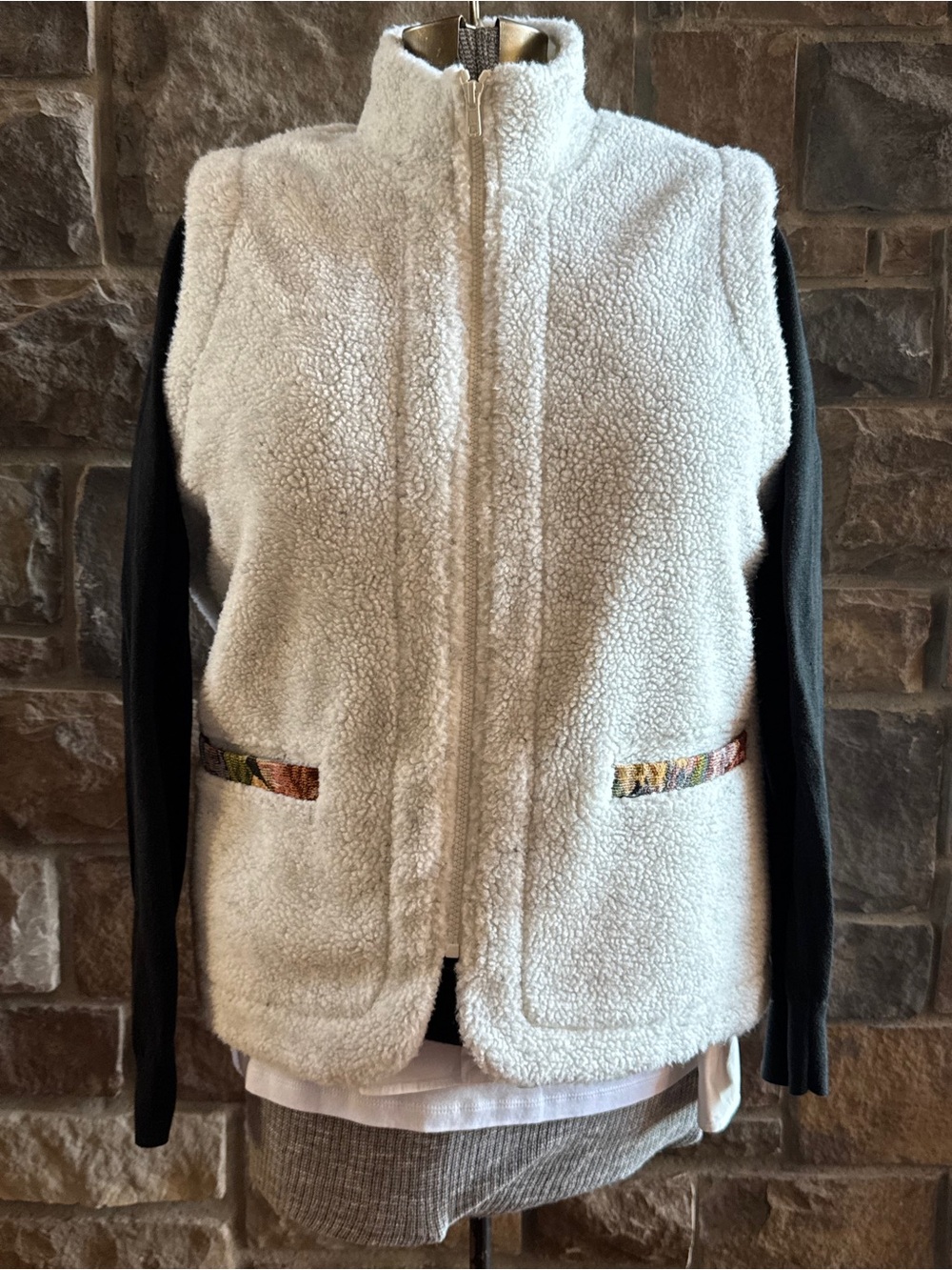 Cozy Cream Sherpa Zip Vest - Women's Layering Jacket - M